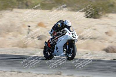 media/Dec-07-2025-CVMA (Sun) [[3e7d2de5dc]]/Race 8-Middleweight Shootout/